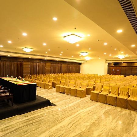 Raj Park Hotel Chennai Ngoại thất bức ảnh