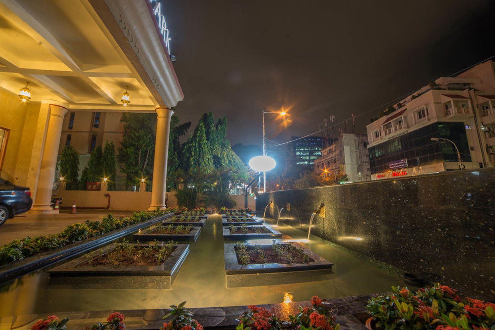 Raj Park Hotel Chennai Ngoại thất bức ảnh