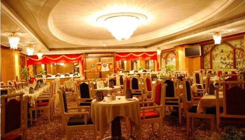 Raj Park Hotel Chennai Ngoại thất bức ảnh