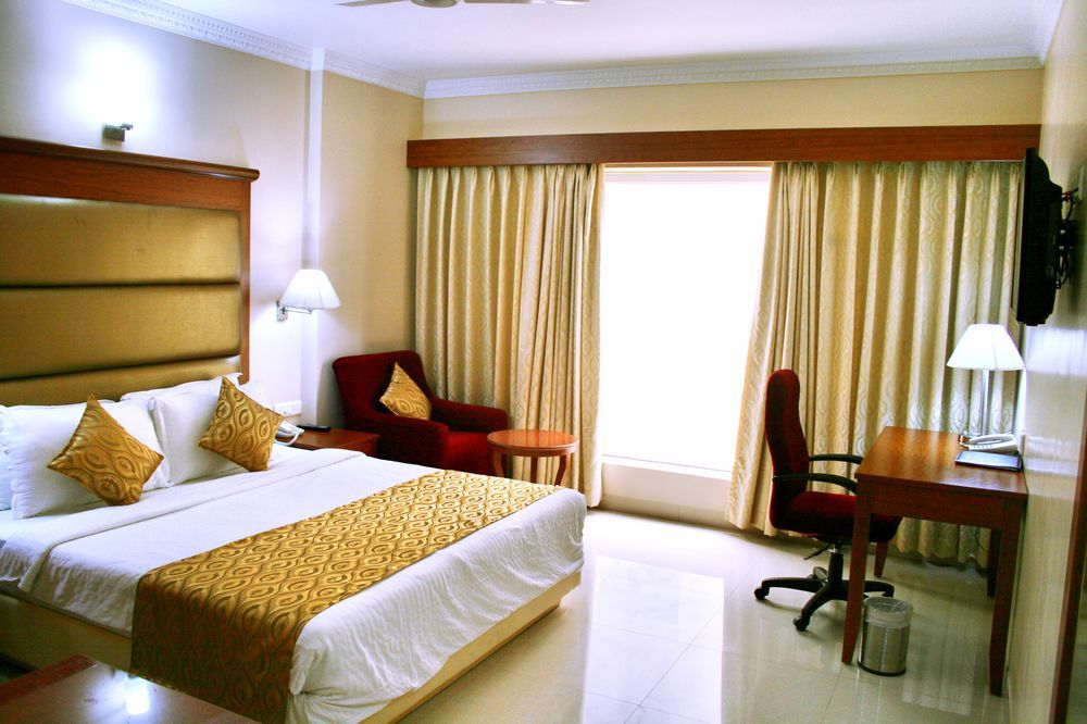 Raj Park Hotel Chennai Ngoại thất bức ảnh