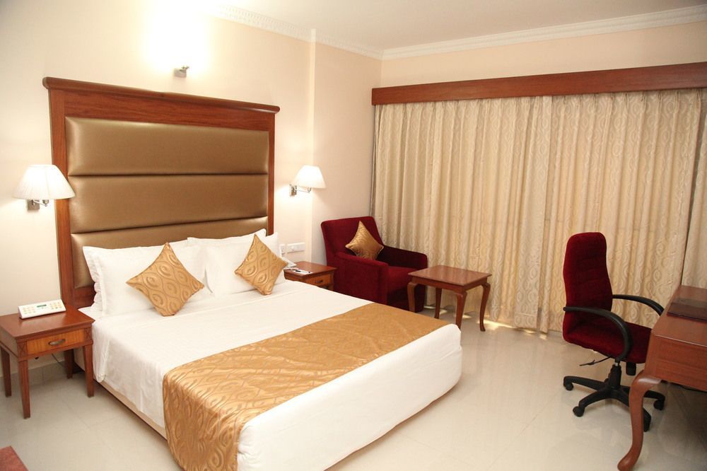 Raj Park Hotel Chennai Ngoại thất bức ảnh