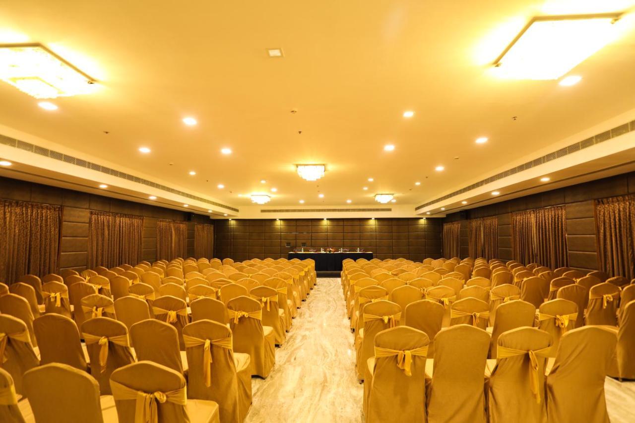 Raj Park Hotel Chennai Ngoại thất bức ảnh